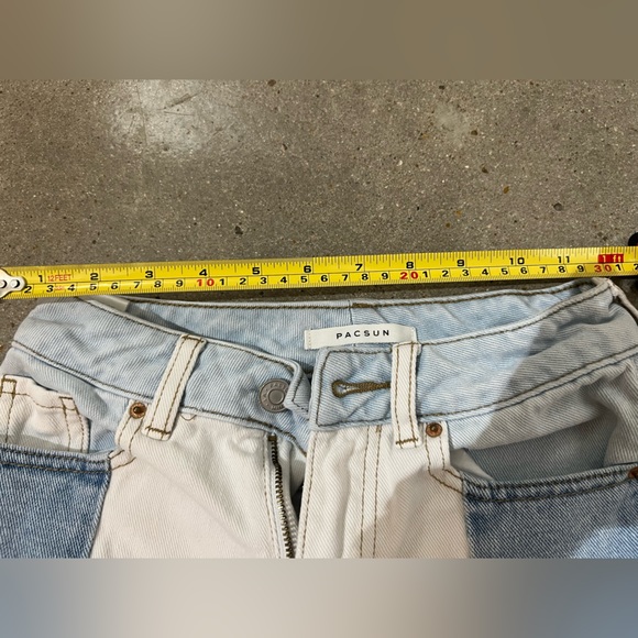 Pacsun girls/teen/mom denim short. "Mom short 22" - Picture 10 of 10